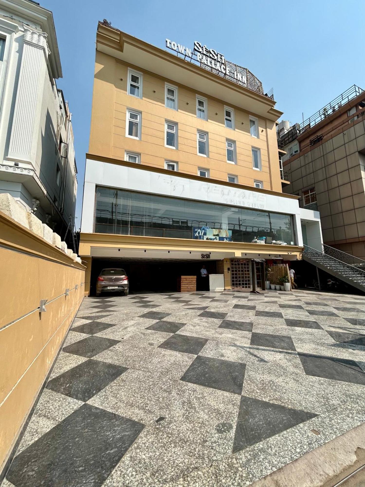 Hotel Town Pallace Inn Patel Nagar New Delhi 외부 사진